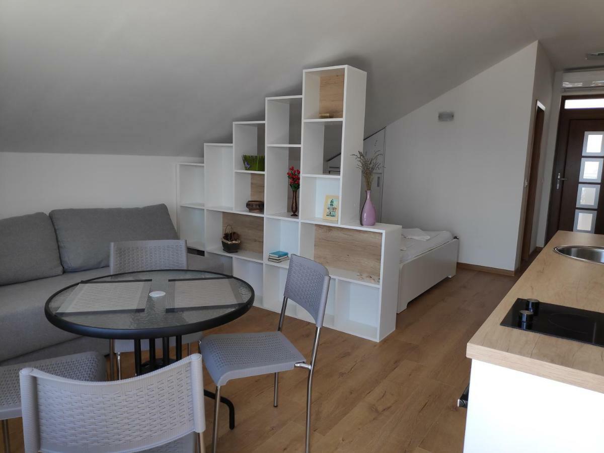 Apartman Anicic โปดาซา ภายนอก รูปภาพ