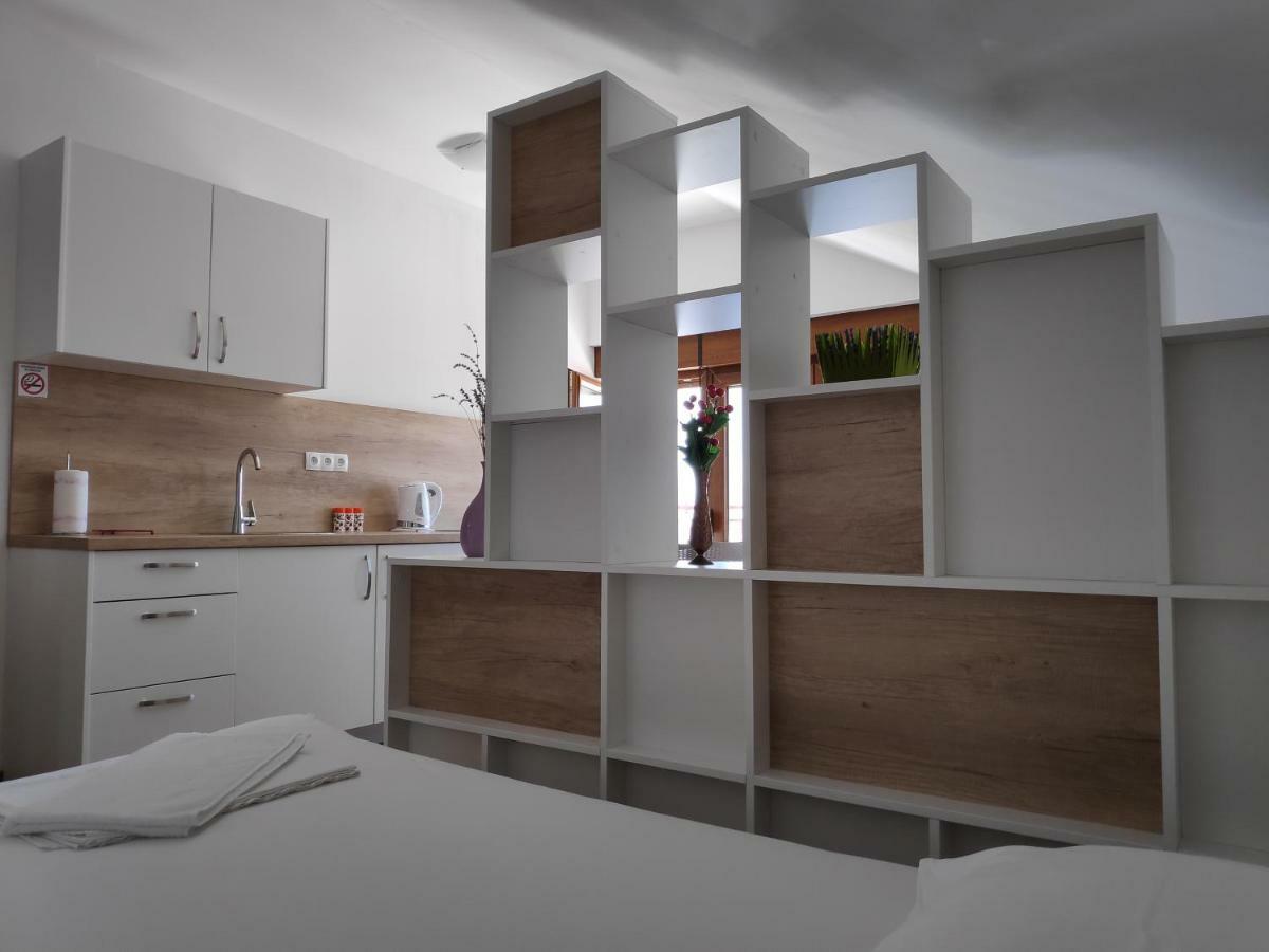 Apartman Anicic โปดาซา ภายนอก รูปภาพ