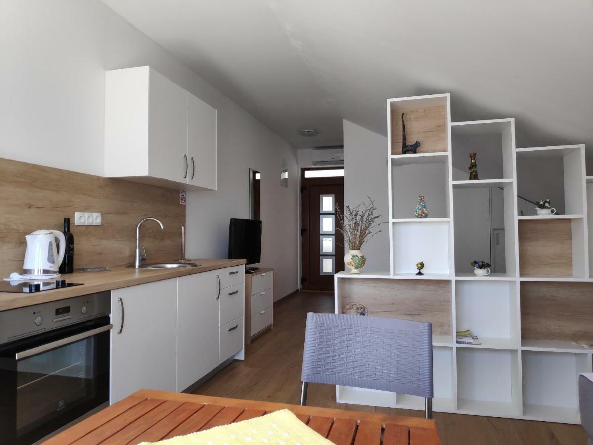 Apartman Anicic โปดาซา ภายนอก รูปภาพ