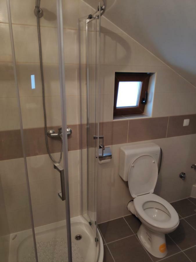 Apartman Anicic โปดาซา ภายนอก รูปภาพ